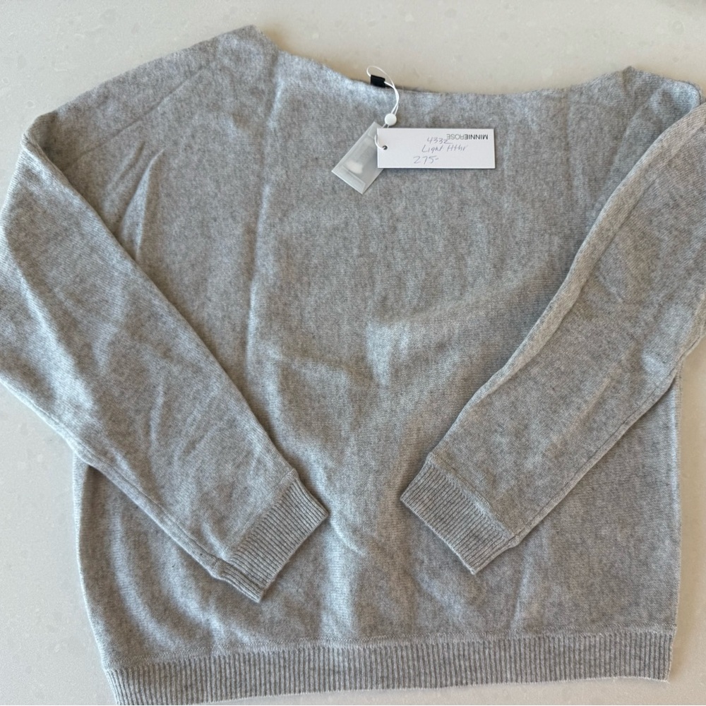 Minnie Rose Off-the-Shoulder Gray Cashmere Sweater with tags